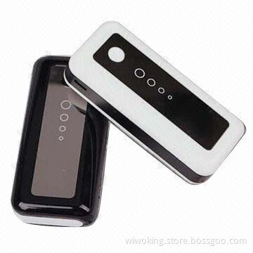 LED Portable Power Banks/Mobile Phone Chargers for iPhone and iPad with 5,600mAh Capacity